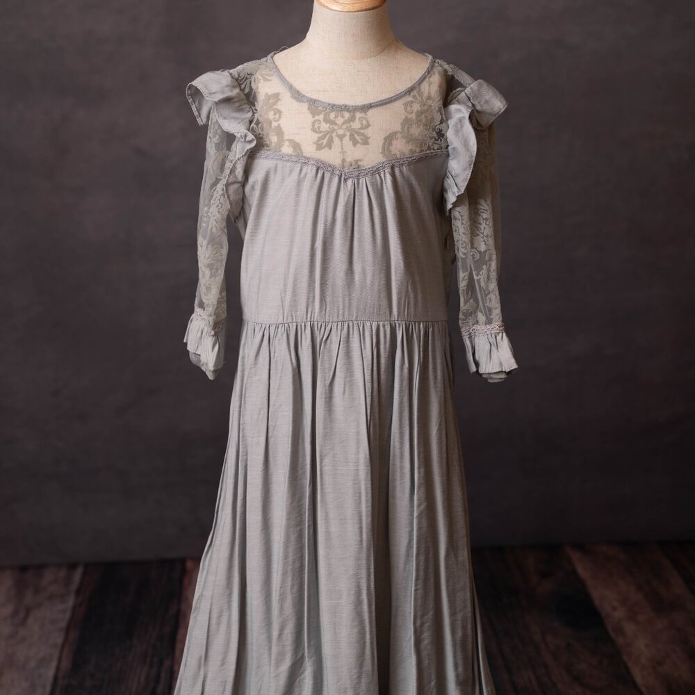Joyfolie Gray Lace long dress, size 8
